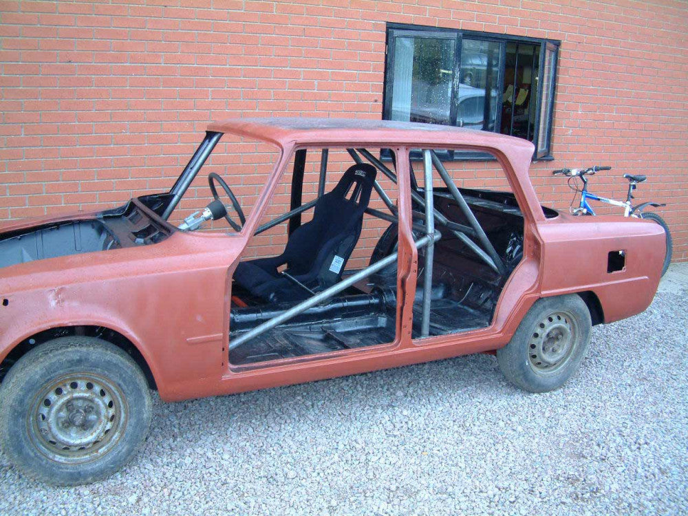 ALFA ROMEO Guilia Saloon Historic T45 roll cage kit. MS UK Compliant to Appendix K
