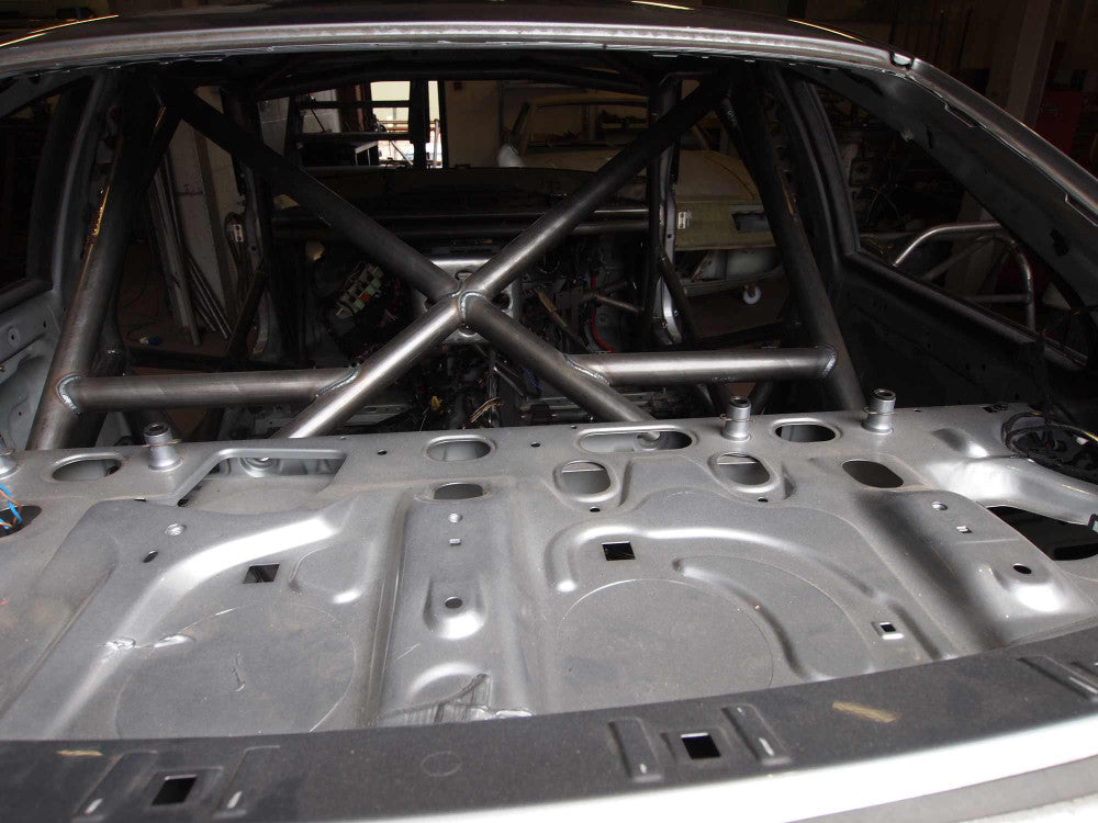 BMW E46 2dr International Multipoint T45 roll cage kit. FIA Certificated