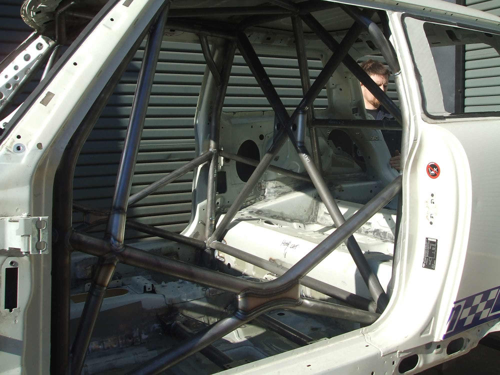 Auto Power R56 Cage BMW Mini 2nd gen 2007 on R56 Multipoint T45 roll cage kit FIA Certific ...