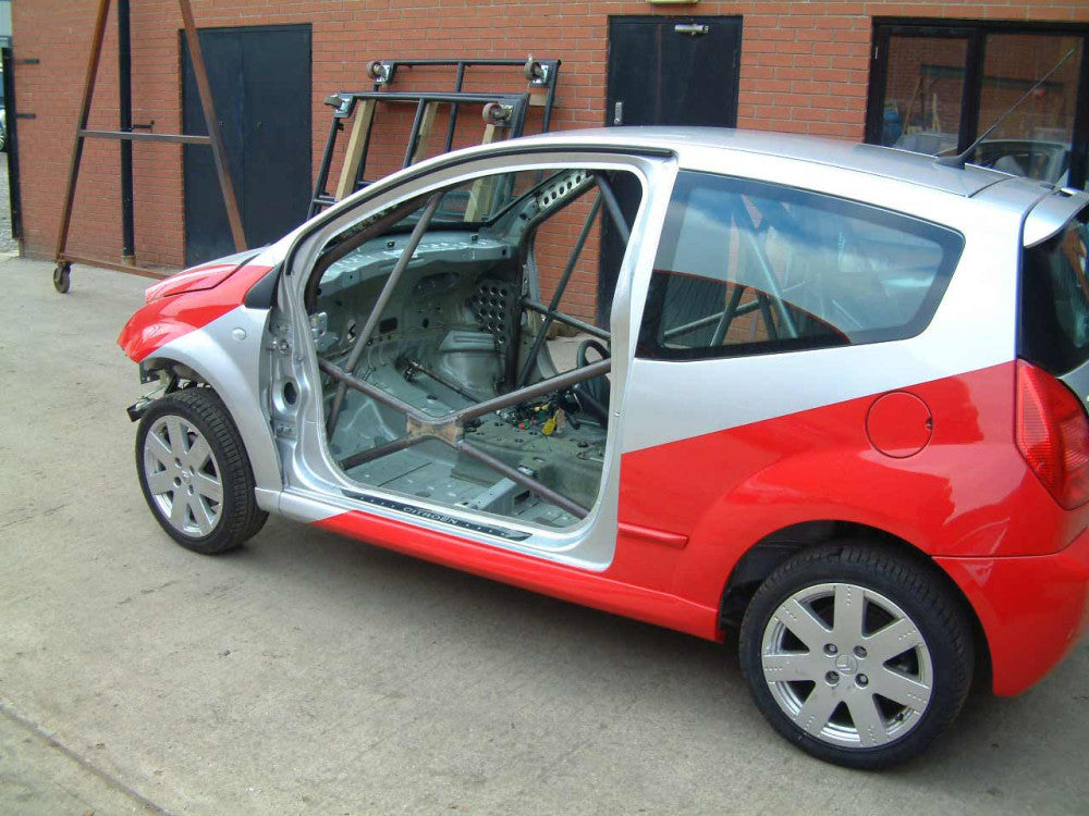 CITROEN C2 International Multipoint T45 roll cage kit. Certifié FIA