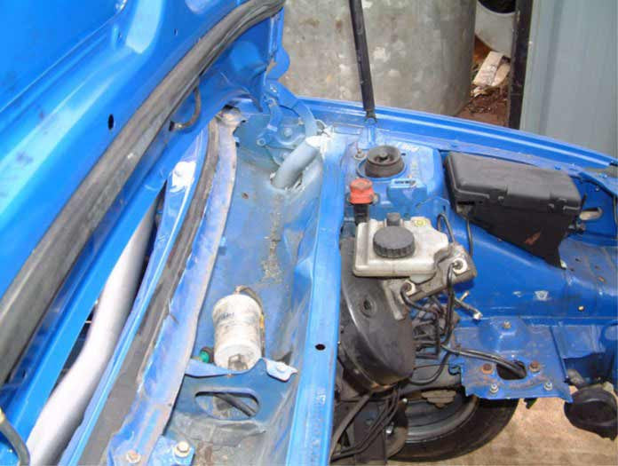 CITROEN Saxo International Multipoint T45 roll cage kit. Certifié FIA / MSUK