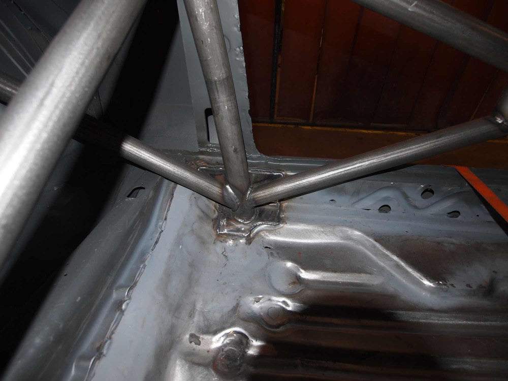 FORD Capri Mk3 Historic CDS roll cage kit. MS UK Compliant to Appendix K