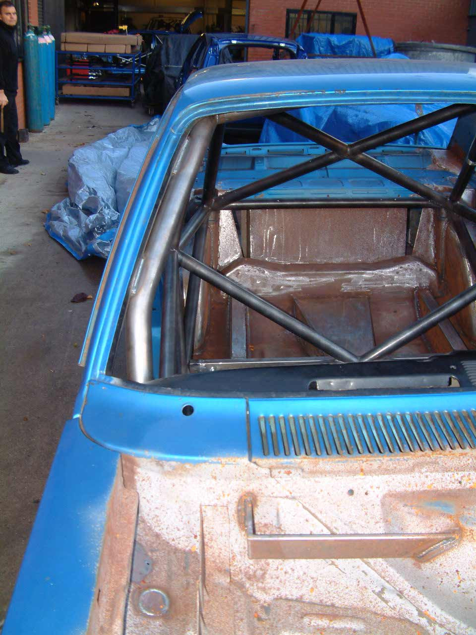 FORD Escort Mk2 International Multipoint T45 roll cage kit. FIA / MSUK Certificated