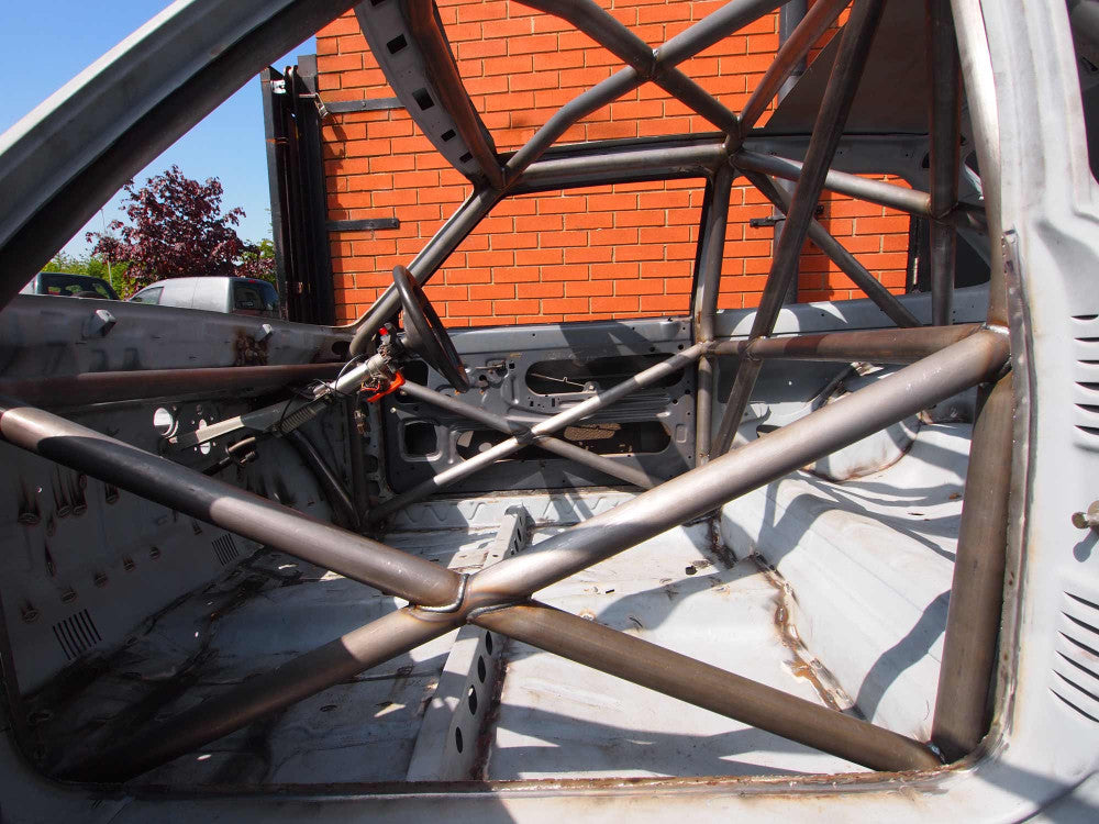 FORD Fiesta Mk1/Mk2 International Multipoint T45 roll cage kit. FIA Certificated