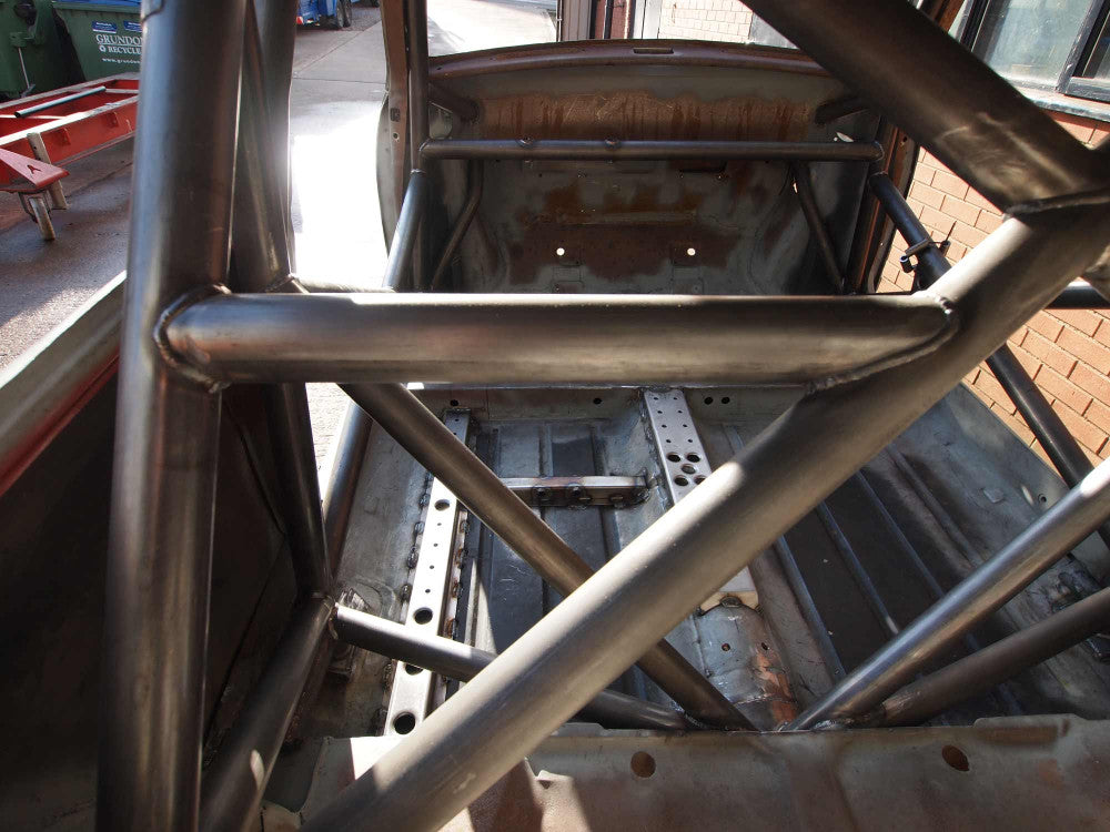 MINI Miglia / Seven International Multi Point T45 roll cage kit. Certifié FIA