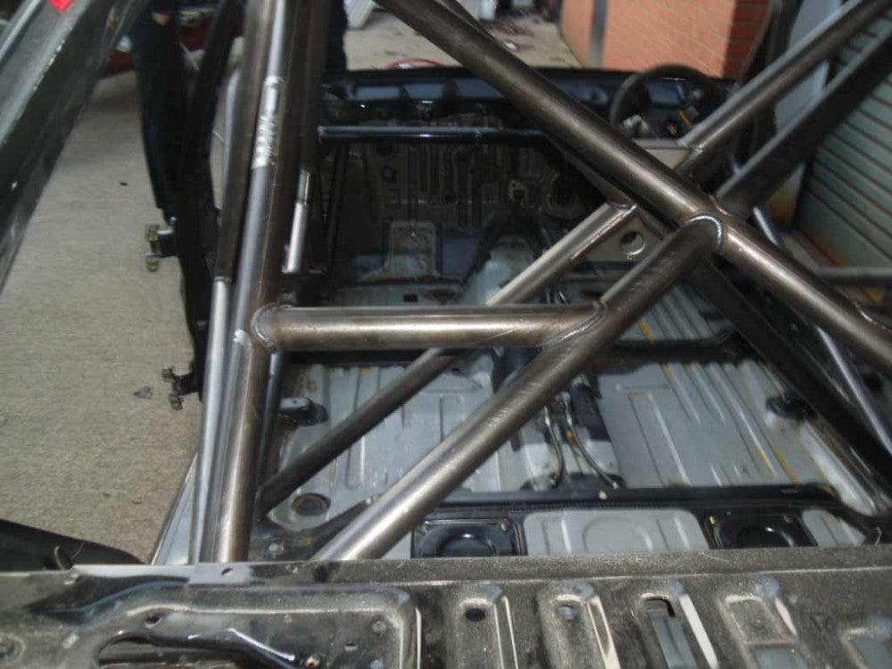 MITSUBISHI Lancer EVO 3 International Multipoint T45 roll cage kit. FIA Certificated