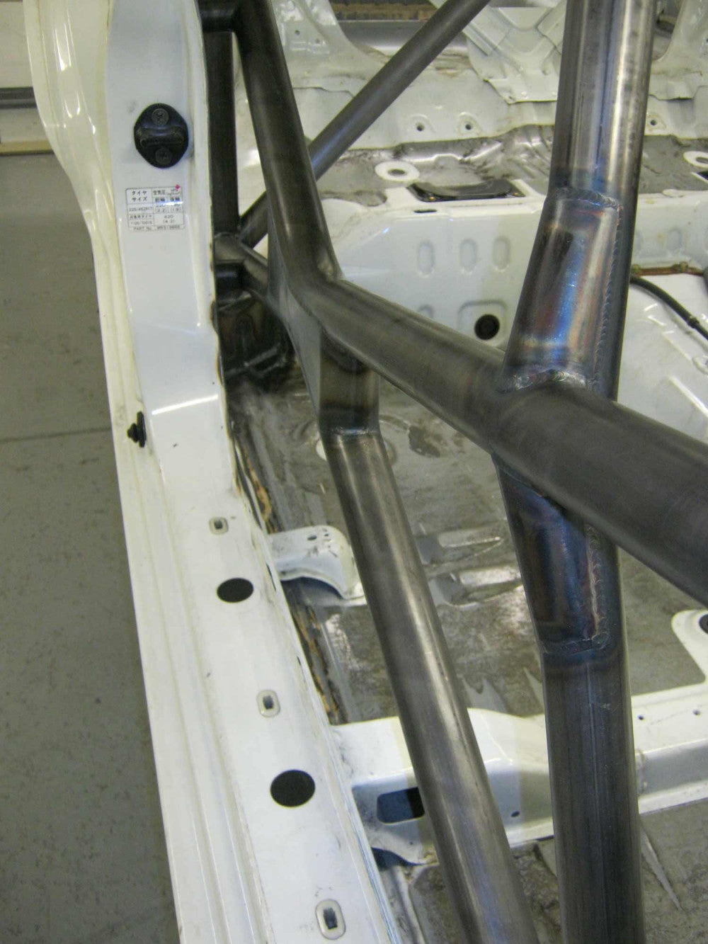 MITSUBISHI Lancer EVO 4 5 & 6 International Multipoint T45 roll cage kit. FIA / MSUK Certificated