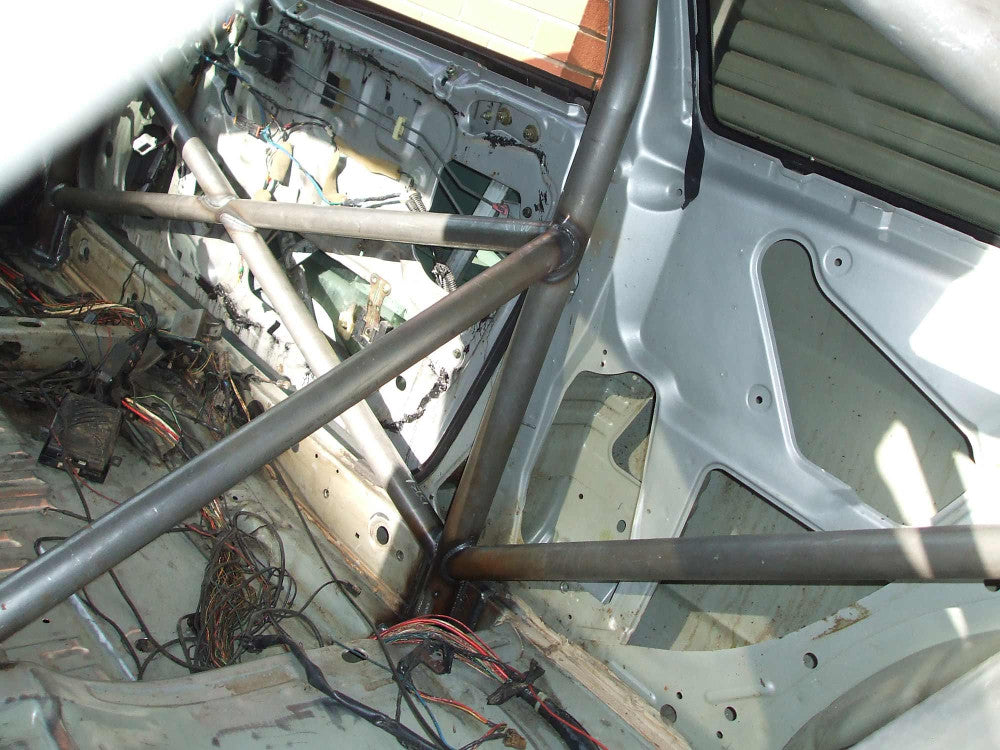 NISSAN Skyline R33 Multipoint T45 roll cage kit