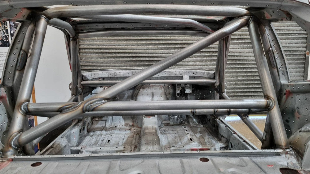 PORSCHE 944 6 point National Spec CDS roll cage kit. MS UK Compliant