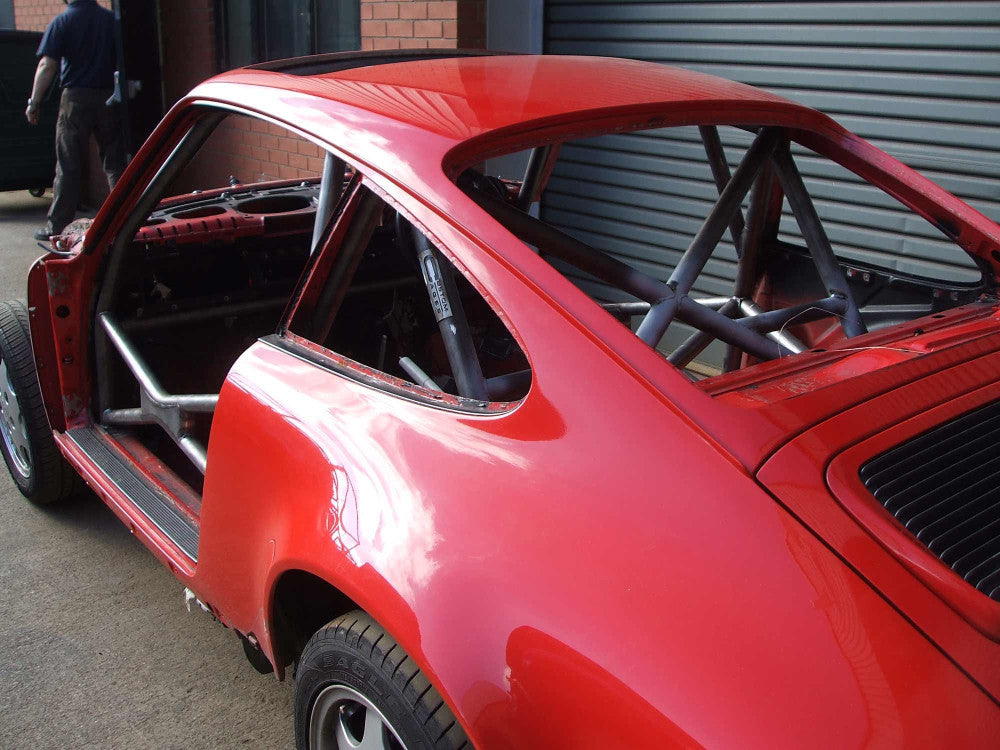 PORSCHE 964 International Multipoint T45 roll cage kit. FIA Certificated