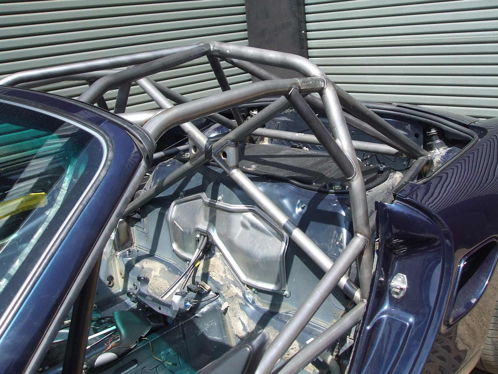 PORSCHE Boxster Challenge Multipoint T45 roll cage kit FIA Certificated