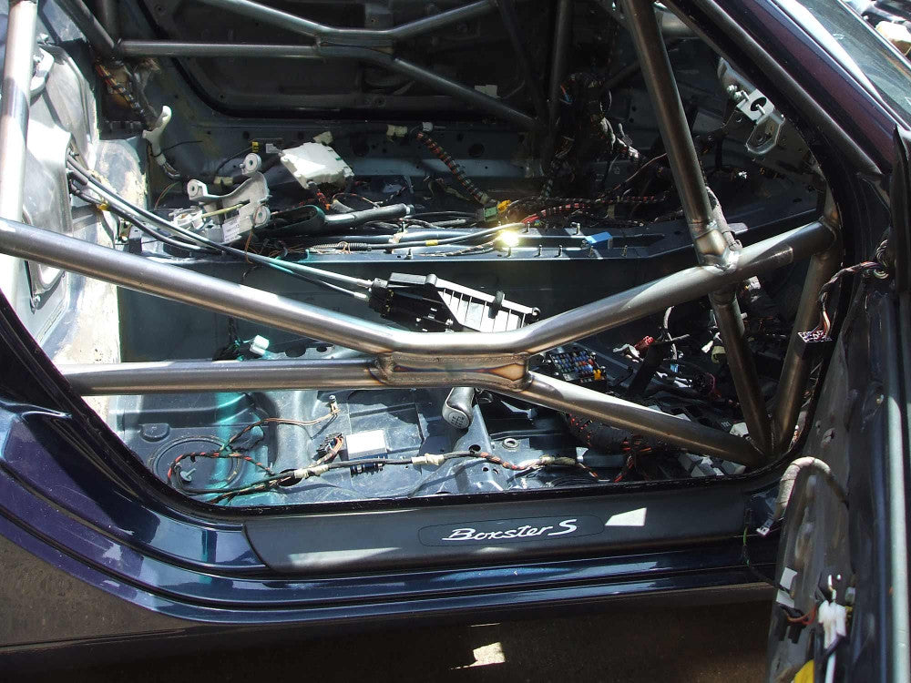 PORSCHE Boxster Multipoint T45 roll cage kit FIA Certificated