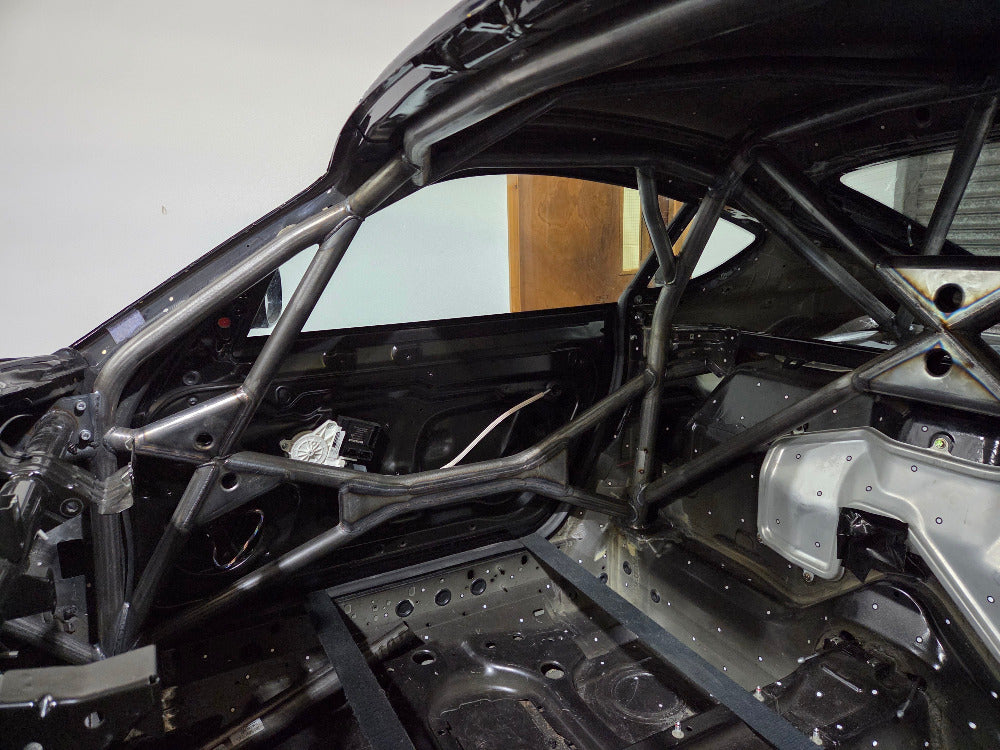 PORSCHE Cayman Multipoint T45 roll cage kit