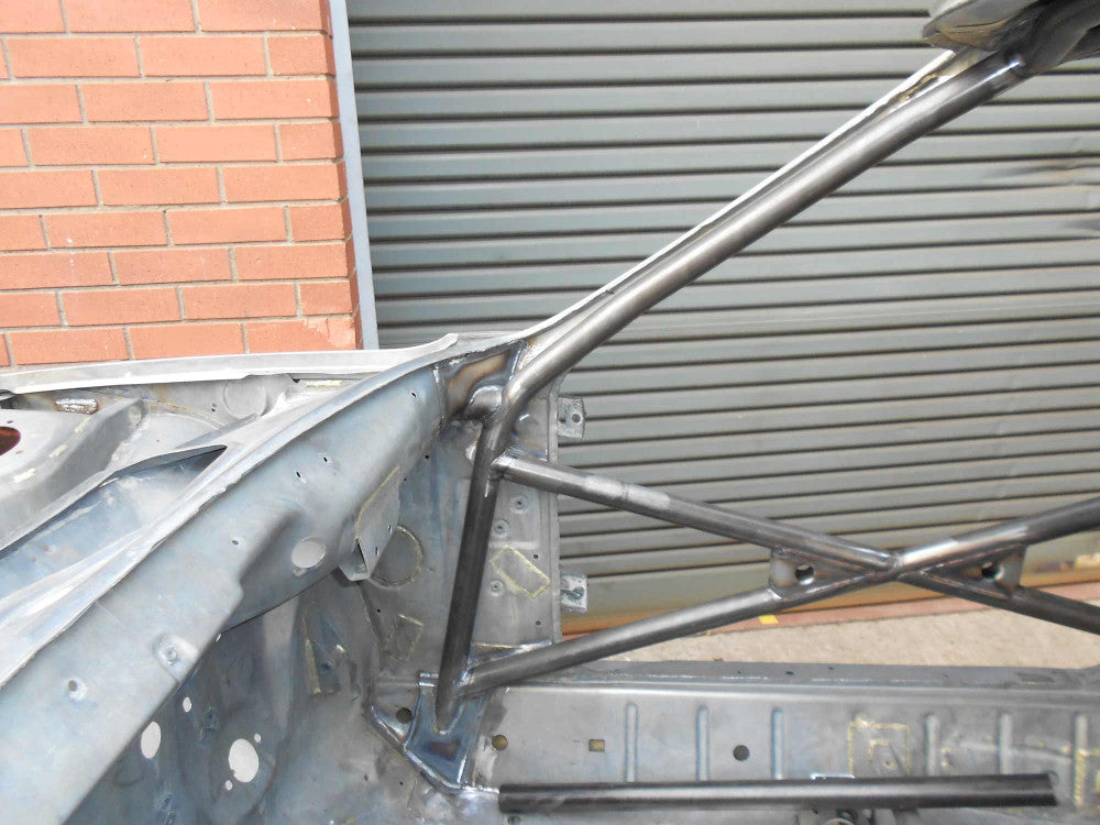 ROVER SD1 Historic T45 roll cage kit. MS UK Compliant to Appendix K