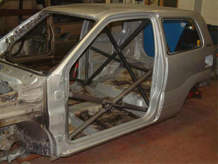 SUZUKI Ignis International Multipoint T45 roll cage kit. FIA Certificated