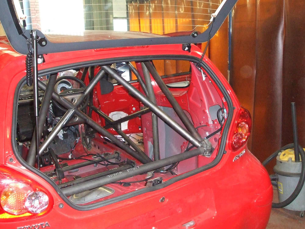 TOYOTA Aygo International Multipoint T45 roll cage kit. FIA Certificated