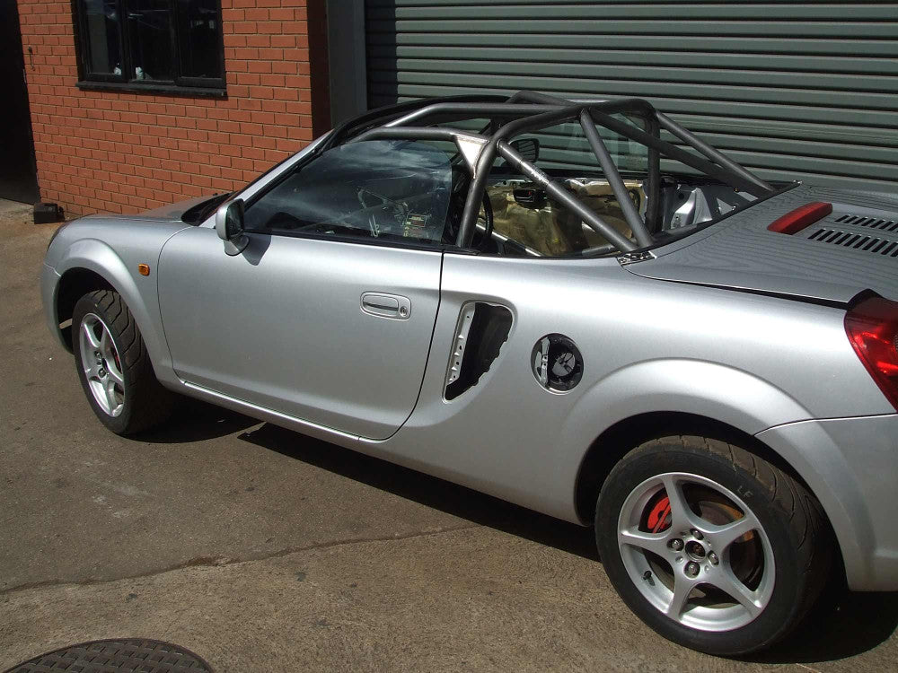 TOYOTA MR2 Mk3 00-07 Multipoint T45 roll cage kit. MS UK Compliant