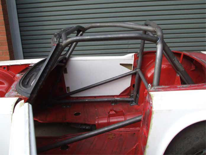 TRIUMPH TR6 Historic T45 roll cage kit. MS UK Compliant to Appendix K