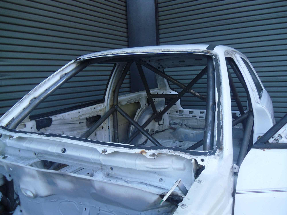 VAUXHALL Astra Mk 2/3 International Multipoint T45 roll cage kit. FIA / MSUK Certificated