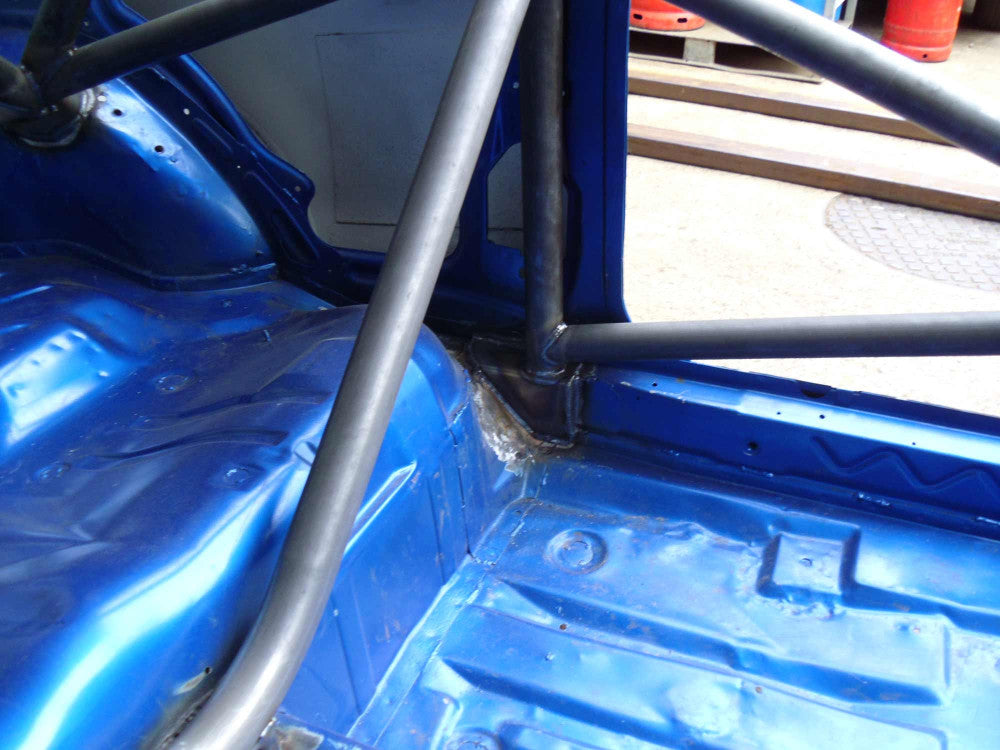 VAUXHALL Corsa B International Multipoint CDS roll cage kit. FIA Certificated