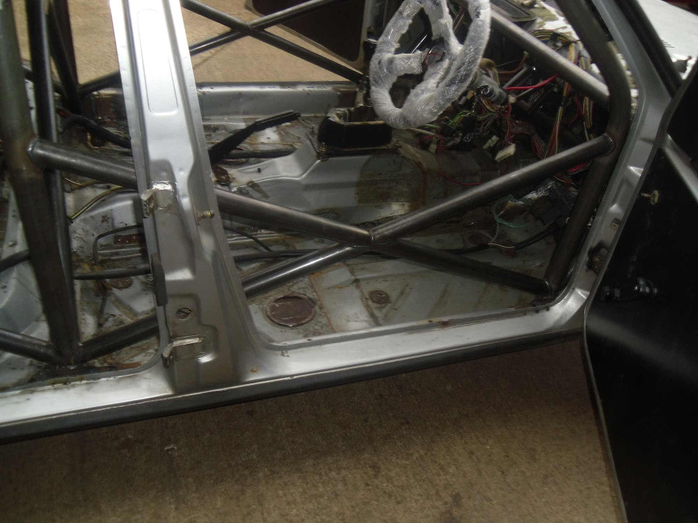 VOLKSWAGEN Golf Mk2 Multipoint T45 roll cage kit FIA Certificated