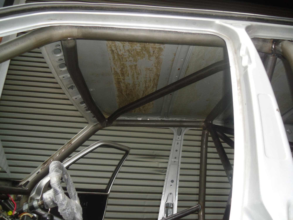 VOLKSWAGEN Golf Mk2 Multipoint T45 roll cage kit FIA Certificated