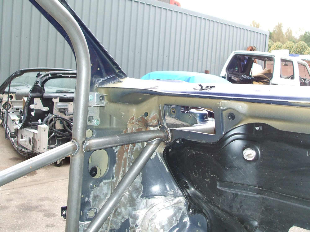 VOLKSWAGEN Polo 02-09 MK4 Type 9N Multipoint CDS roll cage kit